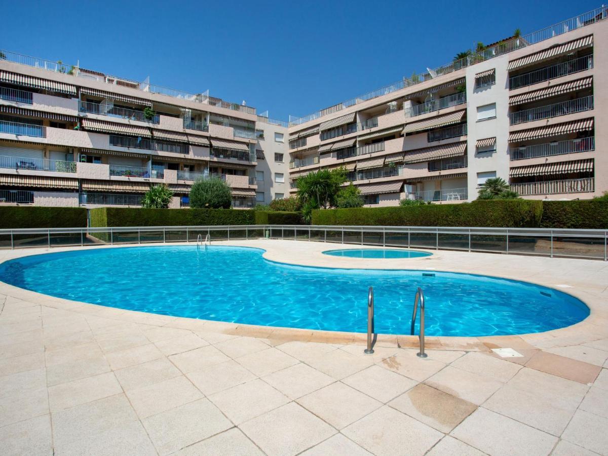 Le Phenicia By Interhome Appartement Saint-Laurent-du-Var